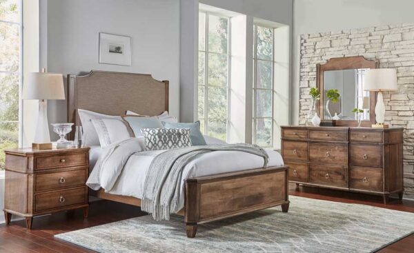Yutzy 59109 Montour Queen Upholstered Bed