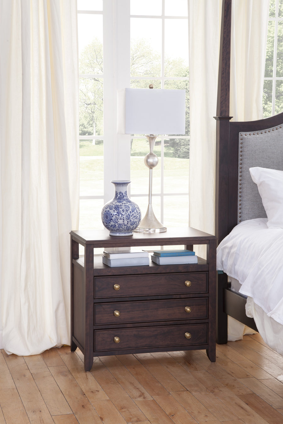 Yutzy 68040 Providence 3 Drawer Nightstand Yutzy 68040 Providence 3 Drawer Nightstand