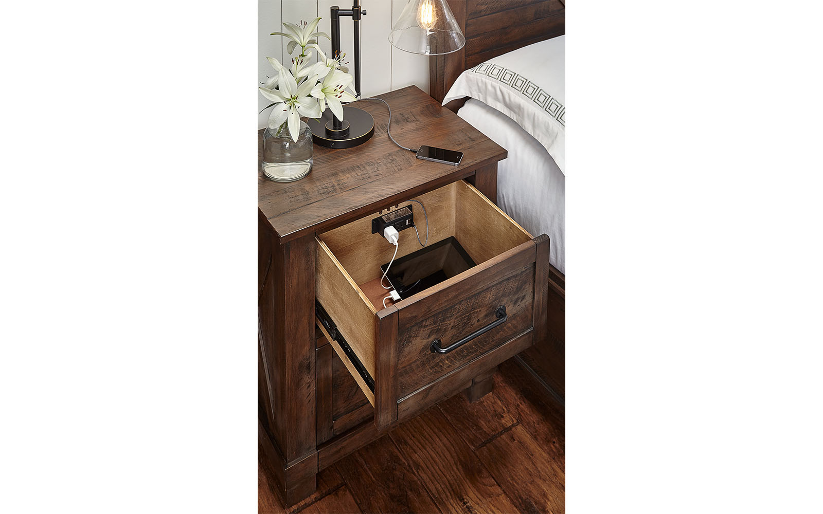 A-America SUVRT5750 Sun Valley Nightstand A-America SUVRT5750 Sun Valley Nightstand